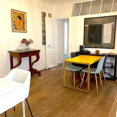 Real Parisian With 2 Bedrooms And Ac Apartmán *