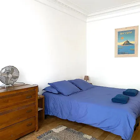 Apartment Real Parisian With 2 Bedrooms And Ac Paris