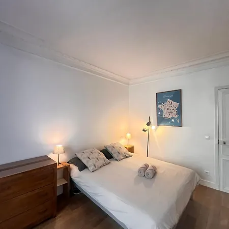 Apartamento Real Parisian With 2 Bedrooms And Ac París