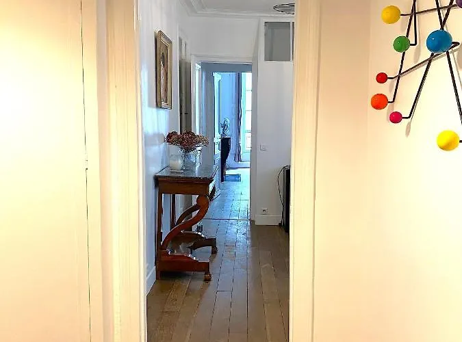 アパート Real Parisian With 2 Bedrooms And Ac *
