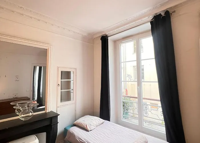 アパート Real Parisian With 2 Bedrooms And Ac *